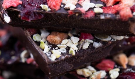 Unes postres saboroses i saludables contenint xocolata