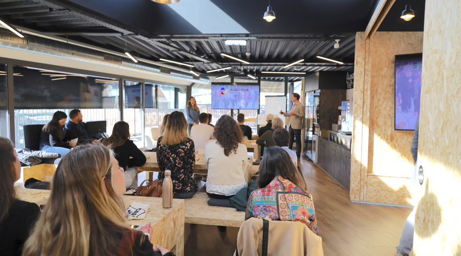 Imatge d'una edició anterior de l'EmprenDay (Carnet Jove Andorra)