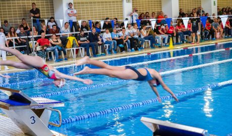Una de les imatges que ha donat el meeting de natació d'Encamp en la sessió matinal de dissabte