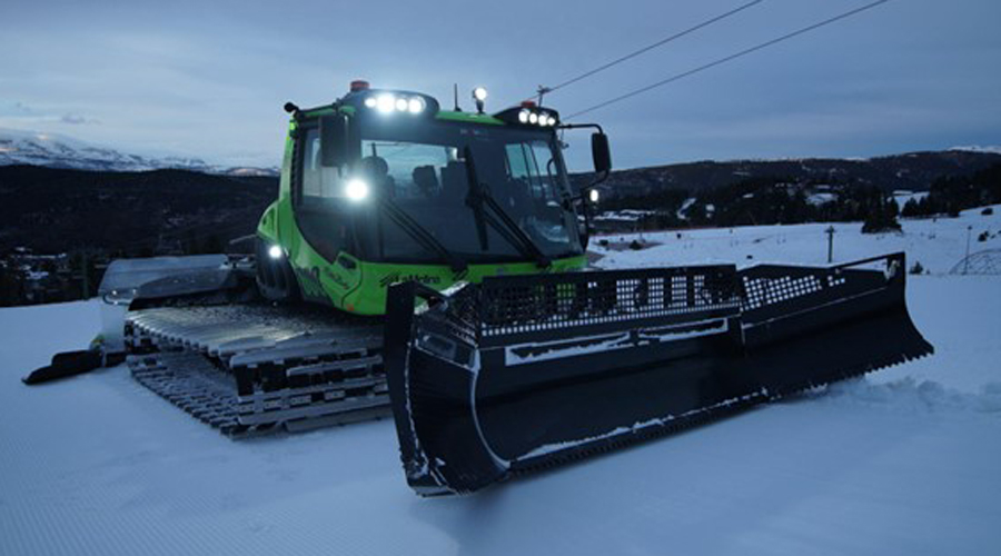 La nova màquina híbrida de recent incorporació a la Molina (Govern.cat)