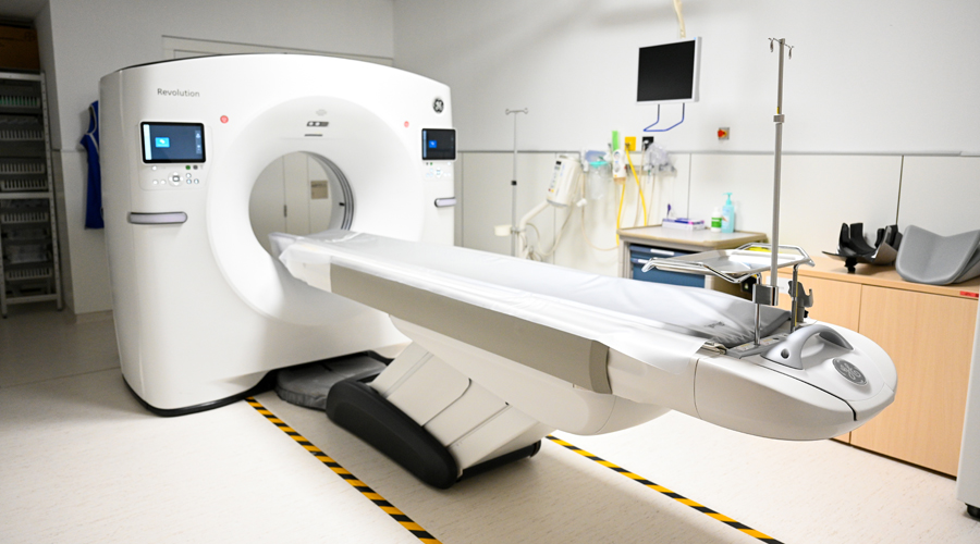 El nou TAC de l'Hospital de la Cerdanya (Govern.cat)