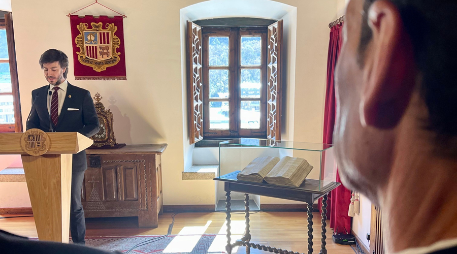 Acte de presentació, aquest dimarts, del llibre d'actes recuperat del Consell General (Policia d'Andorra)