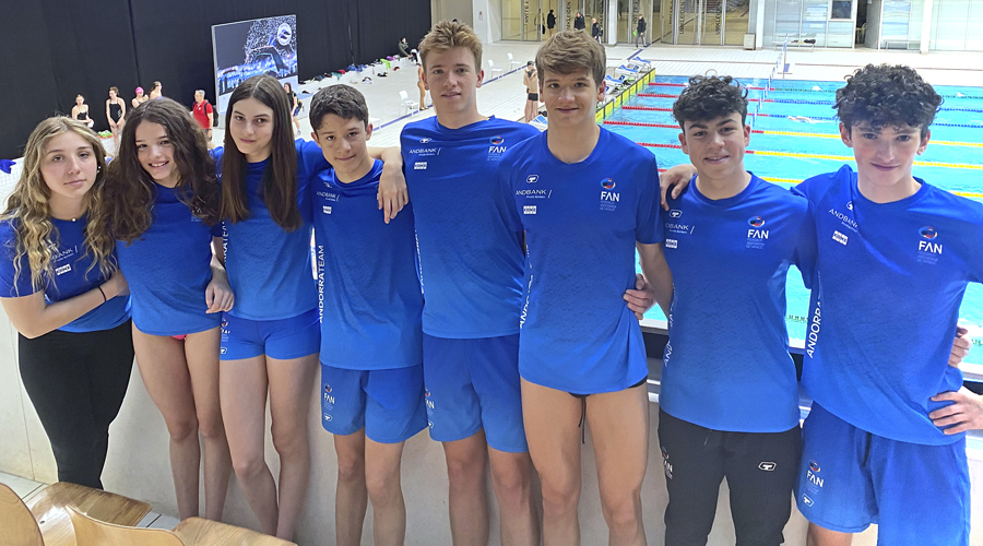 La delegació andorrana al Berlin Swim Open 2024 (FAN)