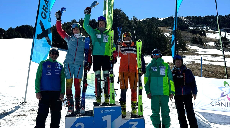 Carla Mijares ha repetit per segon dia en el més alt del podi en l'eslàlom FIS a l'Esparver (FAE)