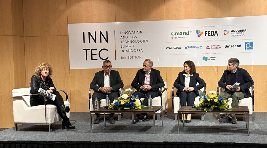 Una de les taules rodones de les Jornades de la Innovació i les Noves Tecnologies (INNTEC)