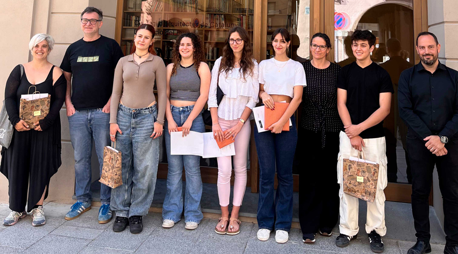 Els premiats en l'edició d'aquest 2024 (COAC delegació Pirineu)