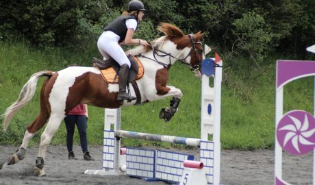 Aina Ortolà en un dels seus salts