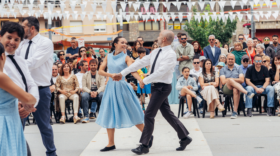 A Encamp ja estan de festa grossa (Comú)