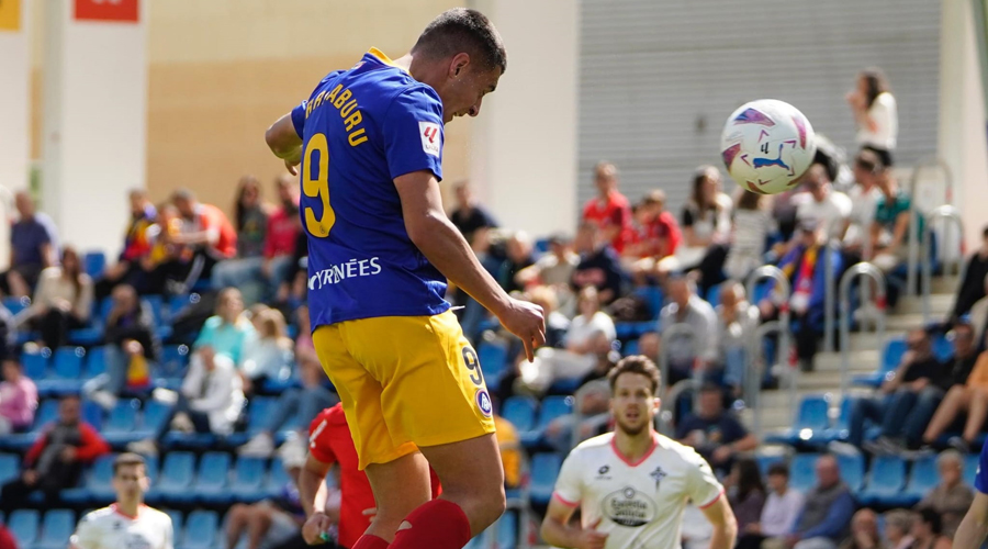 L'andorra s'ha acomiadat aquest diumenge de la categoria de plata del futbol espanyol (club)
