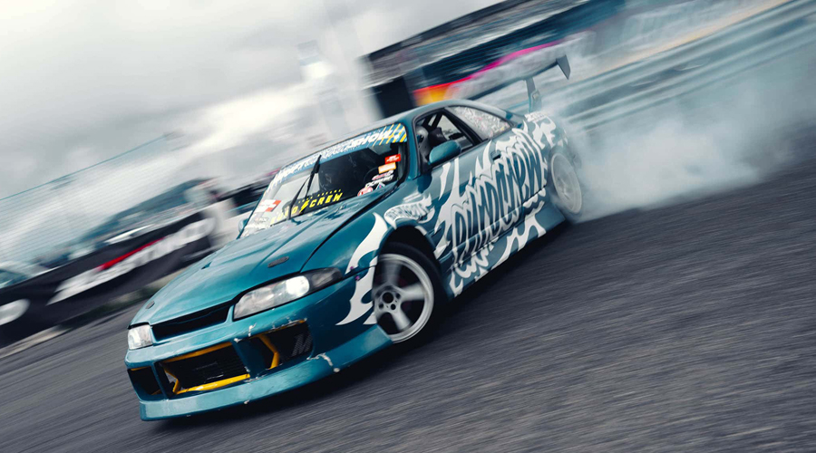 Un vehicle competint en Driftshow a Andorra (FotoEsport)