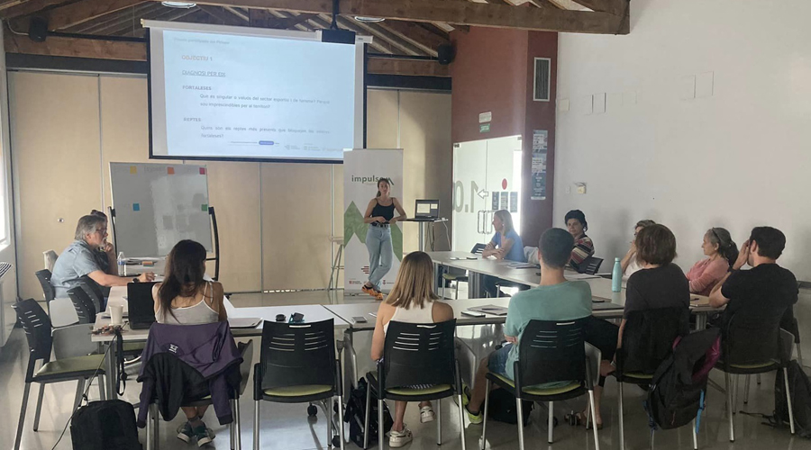 Reunió de tècnics de turisme i esports de l'Alt Urgell per a parlar dels reptes locals en aquest àmbit (RàdioSeu)