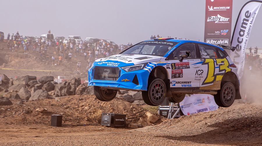 Vinyes - Mercader punxen literalment a Lanzarote en un dia per a passar pàgina (FotoEsport)