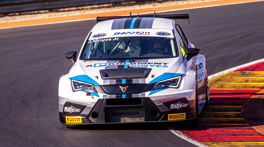 Joan Vinyes Jr obté el triomf al circuit d'Alcanyís (FotoEsport)