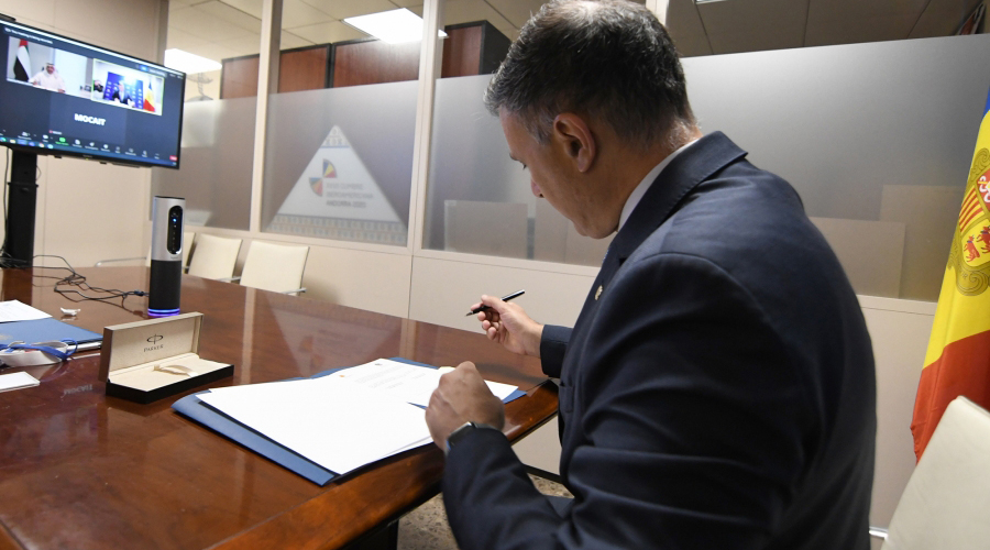 Marc Rossell i, en pantalla, Abdulla Nasser (SFGA)