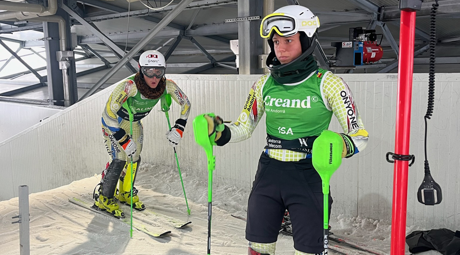 L'equip femení U19 EEBE a Peer (FAE)