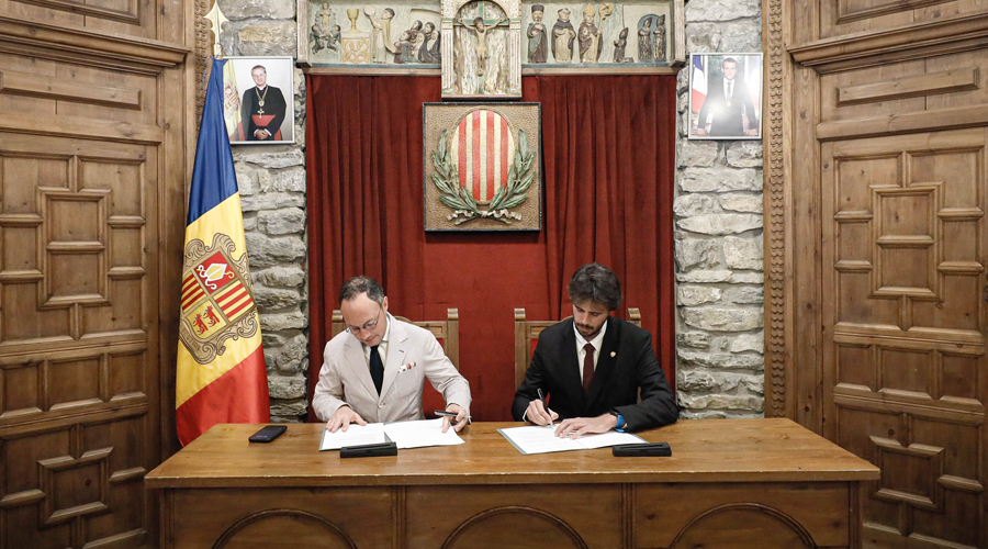 El cap de Govern, Xavier Espot, i el cònsol major de Sant Julià, Cerni Cairat (SFGA)