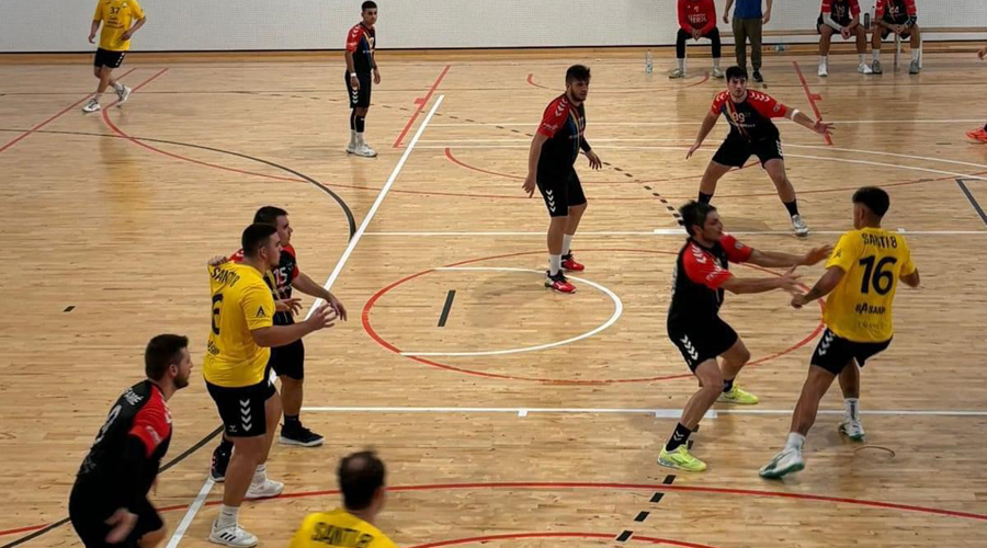 L'Handbol Club Serradells Andorra jugant a les terres de l'Ebre (Handbol Amposta)