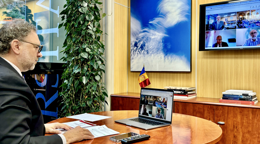 El rector de la universitat, Juli Minoves, en la reunió telemàtica (UdA)