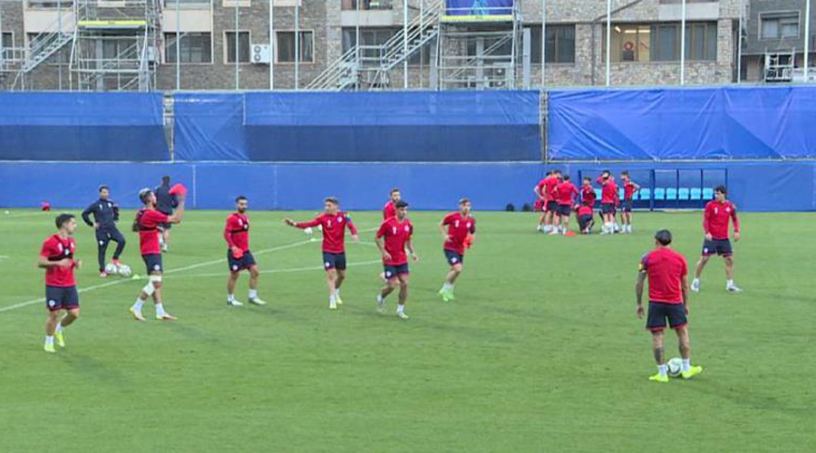 Imatge d'un entrenament de la selecció nacional de futbol (AndorraDifusió)