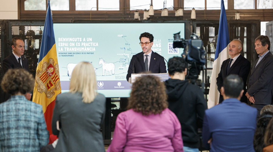 El ministre, Guillem Casal, en la inauguració del nou sender de la transhumància (SFGA)