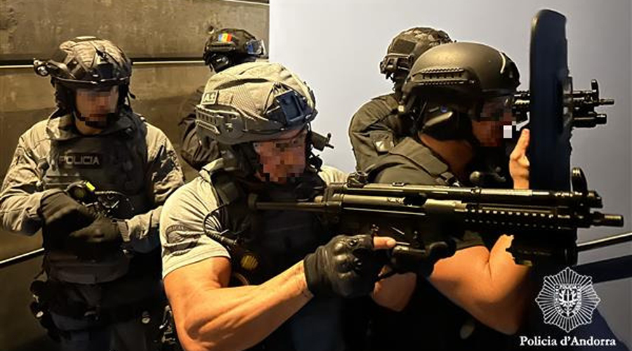 Formació del GEO espanyol a Andorra (Policia d'Andorra)