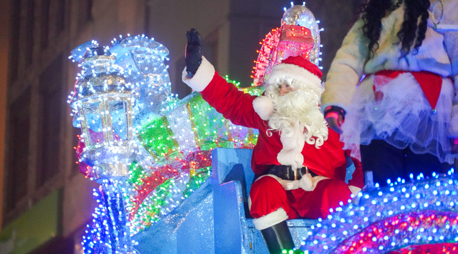 El Pare Noel a la vila del Pas de la Casa (Comú d'Encamp)