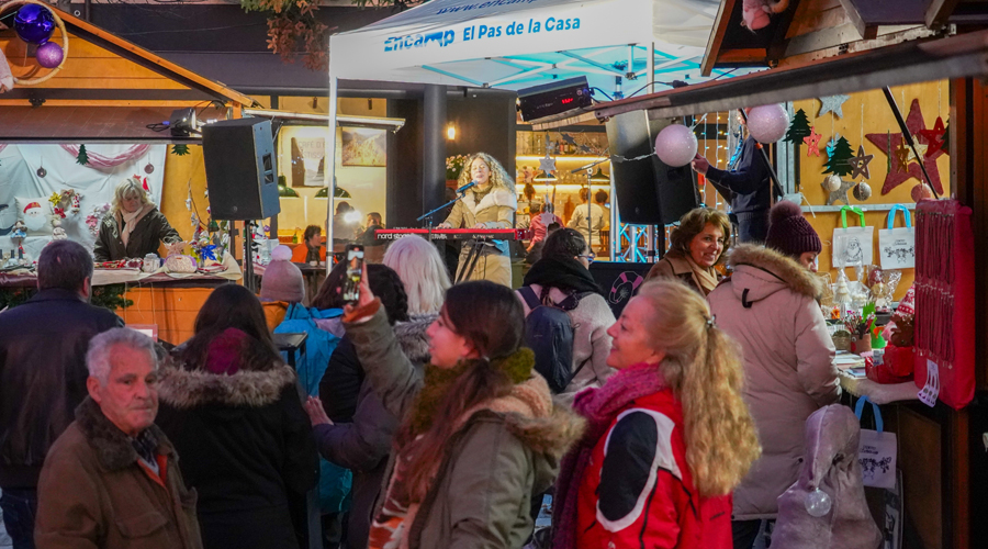 Primer dia de la Fira de Santa Llúcia d'Encamp (Comú d'Encamp)