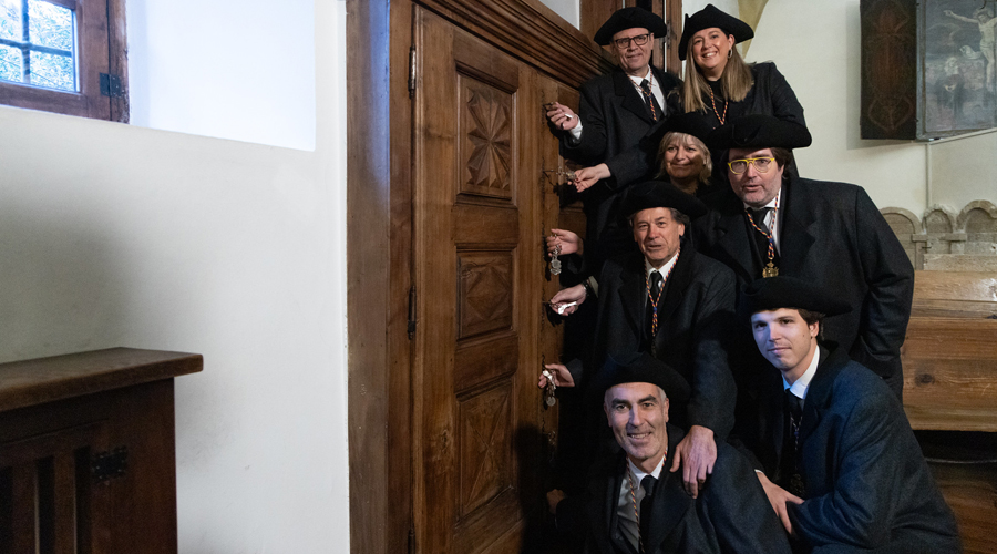 Els consellers majors de cada parròquia a l'Armari de les 7 claus (Consell General)