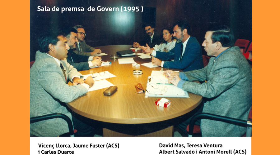 Una de les reunions fundacionals de l’Associació d’Escriptors del Principat d’Andorra (AEPA). Antoni Morell (ACS)