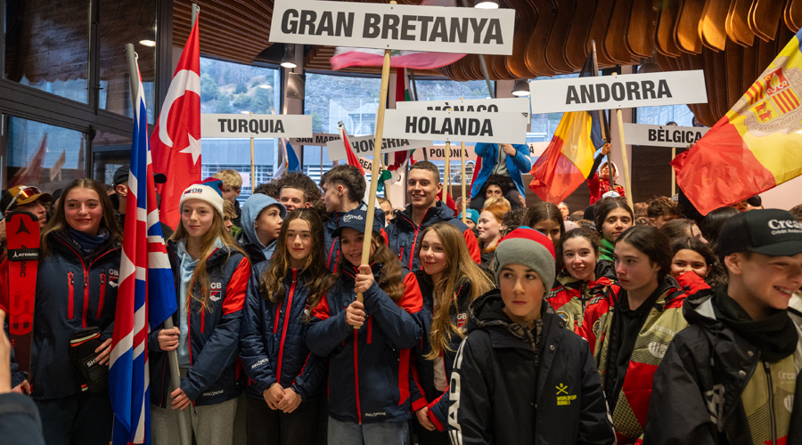 La desfilada per equips del Trofeu Borrufa (Toni Grases)