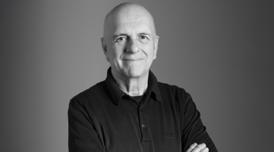 El ponent, Joan M. Viader (arquitectes.cat)