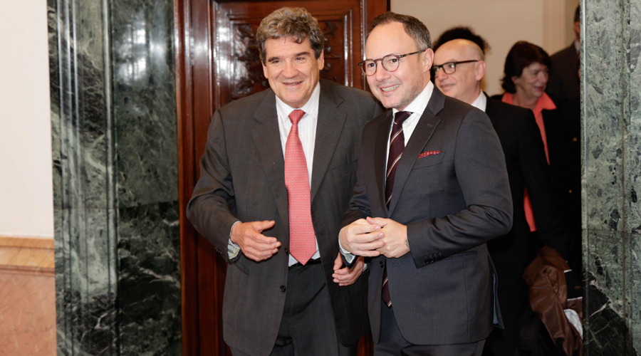 José Luis Escrivá i Xavier Espot. Fotos: Banco de España - Daniel Santamaría