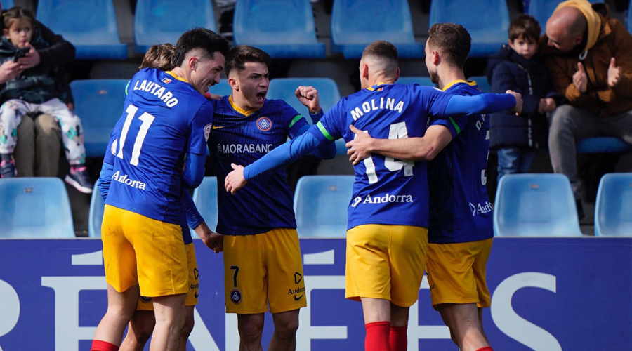 Alegria a les files andorranes per la victòria (FC Andorra)