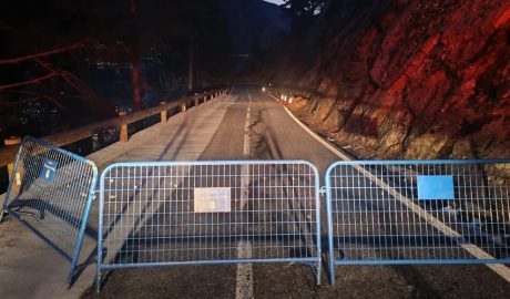El punt de la carretera on s'ha produït l'esllavissada