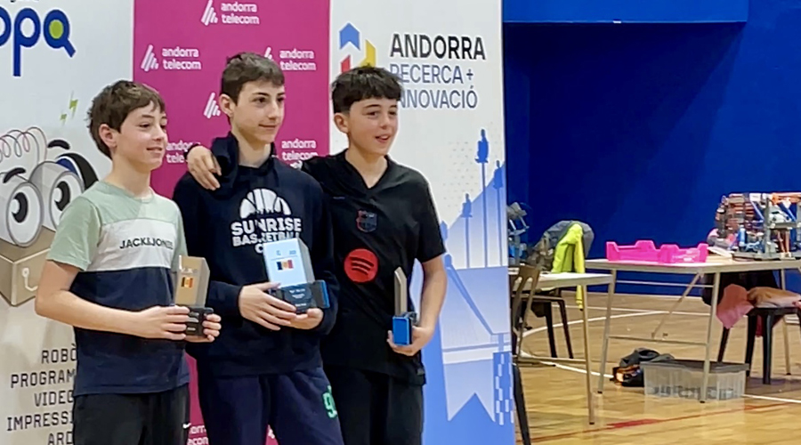 L'equip Tekno, guanyador del Premi Excel·lència en la categoria IQ (Andorra Telecom)