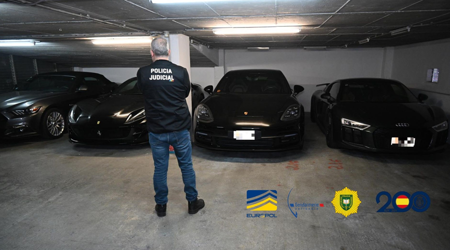 Alguns dels vehicles de luxe intervinguts (Policia d'Andorra)