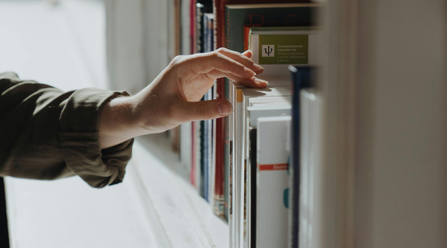 Llibres en una llibreria