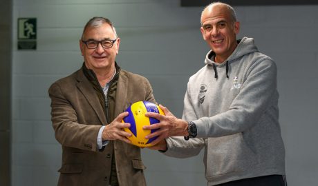 Xavier Folguera, president de la FAVB i el seleccionador, Adrián Garrido