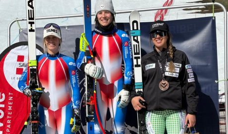 A la dreta, Cande Moreno, tercera a l'SG de l'NC de França