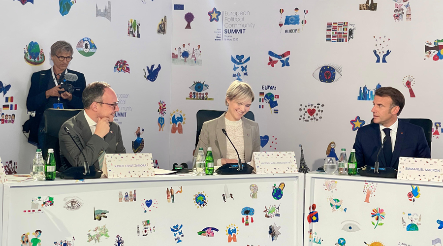 A l'esquerra, Xavier Espot i, a la dreta, el president francès i copríncep d'Andorra, Emmanuel Macron (SFGA)