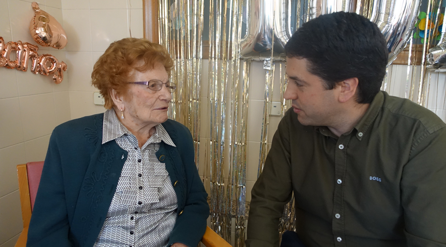 Nativitat Rugall amb l'alcalde de la Seu (Aj. la Seu)