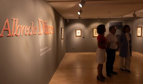 El CAEE acollint l'exposició