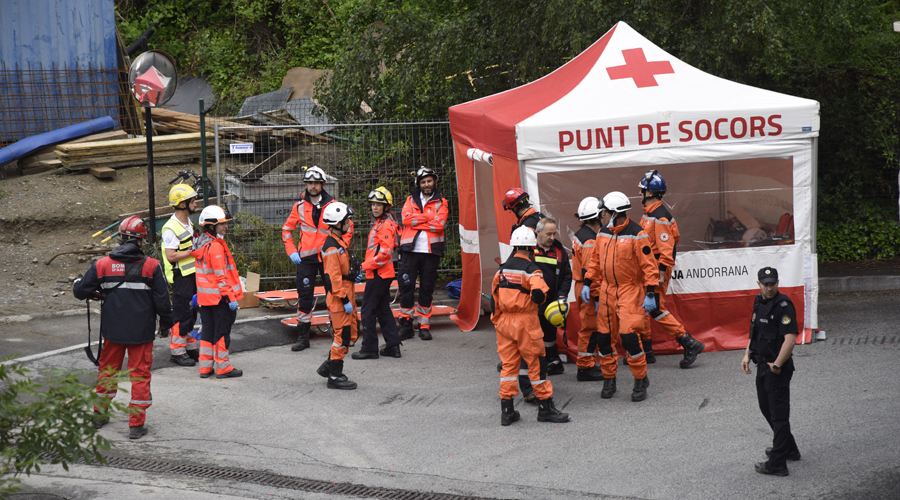 El simulacre ha desplegat l'operatiu que es duria a terme en aquests casos d'emergència (SFGA)