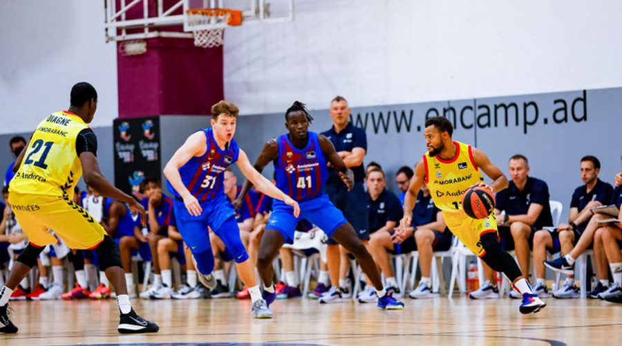 El Barça de bàsquet contra el BC Andorra en la seva estada de 2021 (Comú d'Encamp)