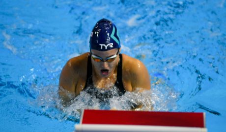 Nàdia Tudó en la prova dels 100 metres braça