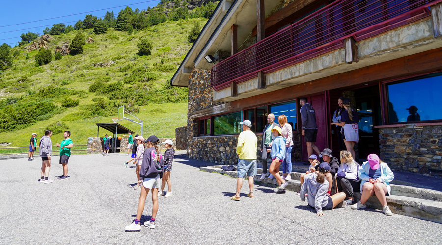 Colònies dels Cortals a l'alberg de la Baronia durant les activitats d'estiu per a infants i joves (Comú d'Encamp)