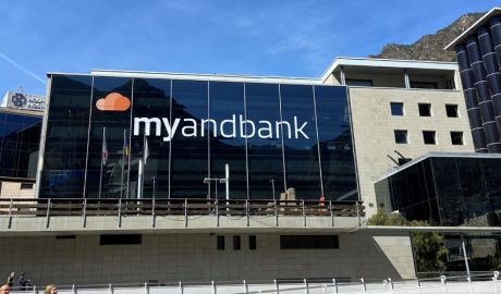 Myandbank segueix creixent tenint cura dels seus clients