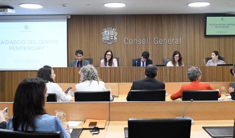 Al fons a l'esquerra, Miquel Àngel Garcia i Ester Molné