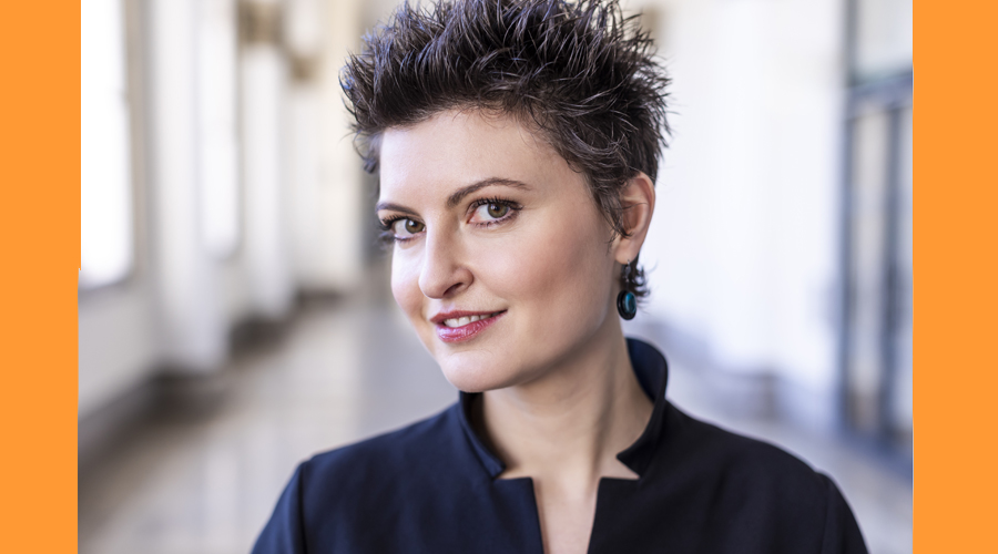 La prestigiosa organista alemanya Angela Metzger (© schneiderphotography)