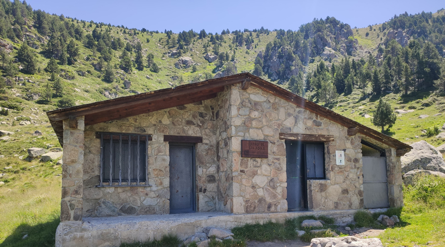 Un dels refugis que hi ha habilitats a Andorra (SFGA)